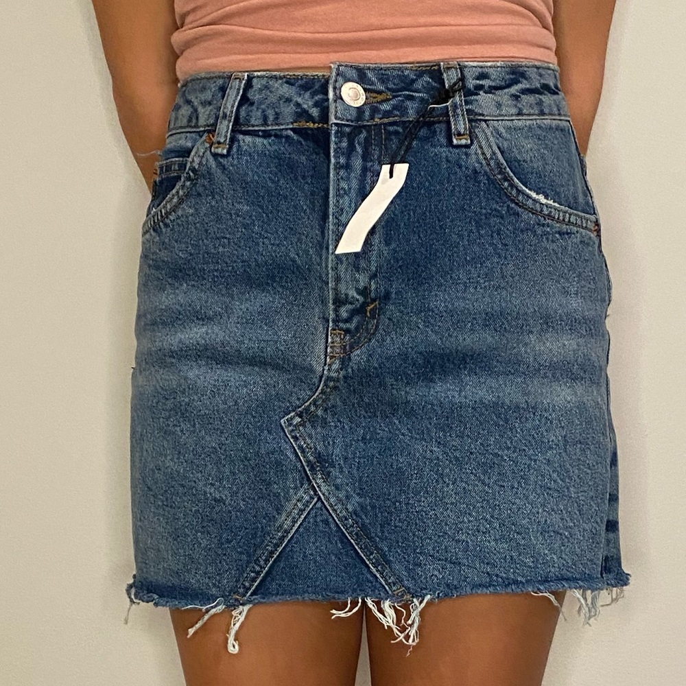 TOPSHOP DENIM SKIRT